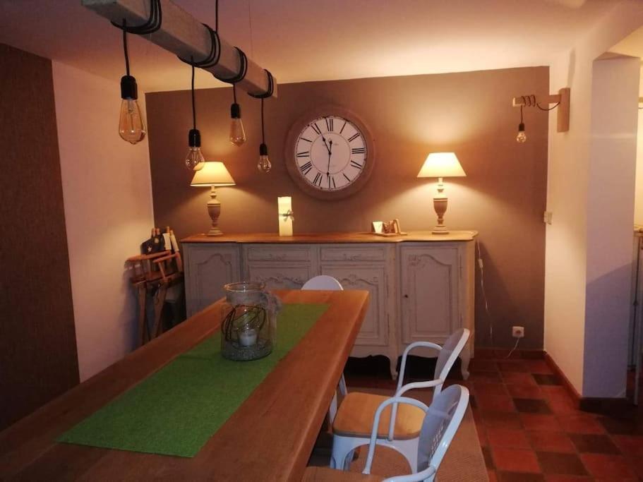 Lesse En Ciel Vous Accueille Avec Plaisir . Villa Houyet Екстериор снимка