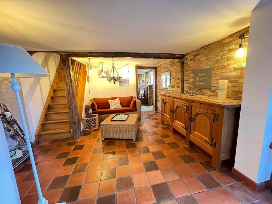 Lesse En Ciel Vous Accueille Avec Plaisir . Villa Houyet Екстериор снимка